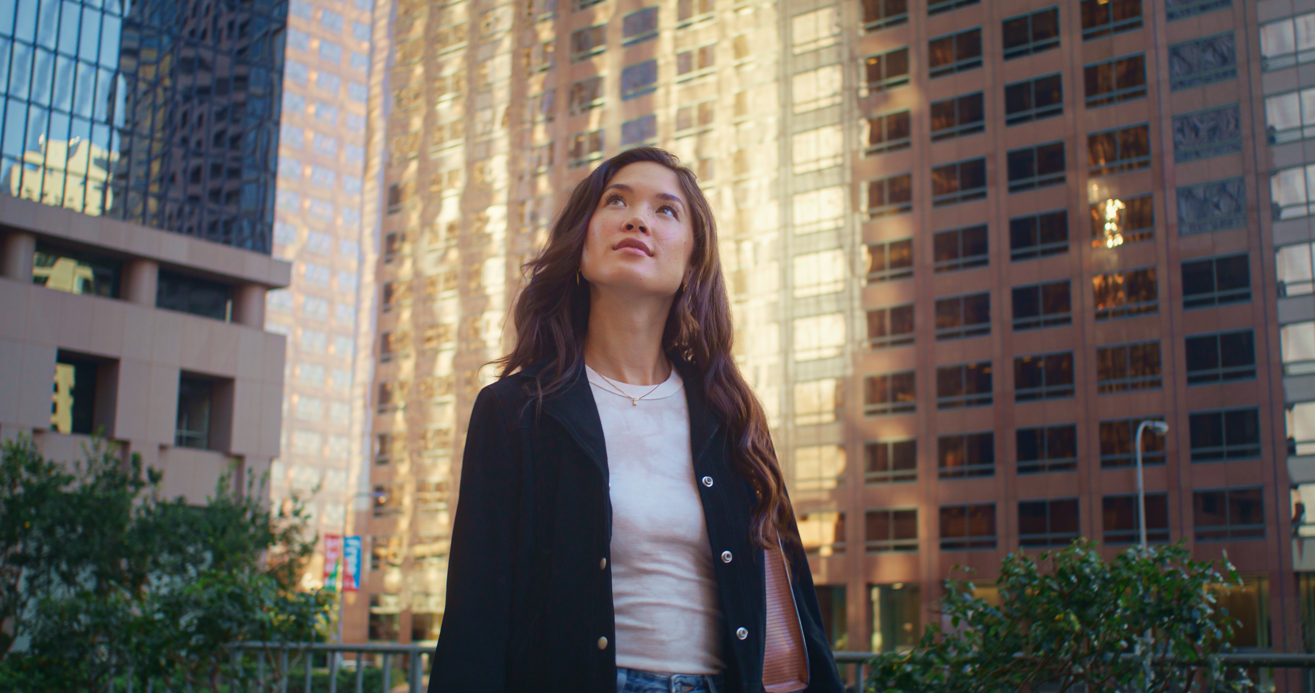 The Lie Your Light Source Is Telling: A Compositor's Guide to Matching Light in Photoshop