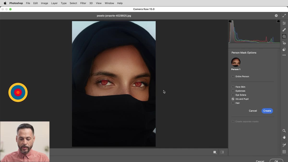 Checking the iris and pupil checkbox in the People submenu